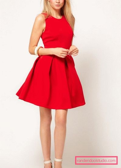 Belles robes courtes année 2019-2020 - photo